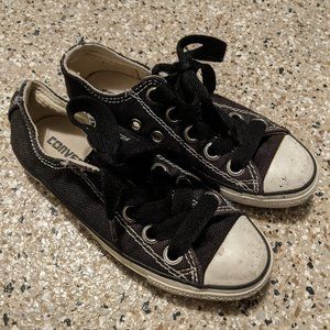 Converse - Black Low Tops W/ Large Eyelet Laces